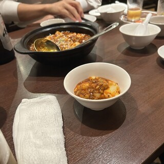 評論列表: Chukadinning Shisenshuubou Yokohamanishiguchiten