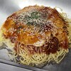 お好み焼き 海喜 - 肉玉そば(税込800円)
・茹で生極細麺(ひまわりフーズ)
・オタフクソース(フルーティーな甘み)
・焼き方:押さえない
・焼き上がりの形:綺麗な円形
・鉄板orお皿で食べるのが標準