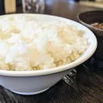 鶏串割烹 和 - ライス大盛別アングルにて。