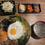 韓国料理ヨギヨ - 