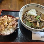 道の駅 風穴の里 - 山菜きのこそば　ネギダレ山賊焼