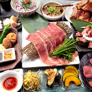 飲み会、宴会に♪ボリューム満点宴会コースをご用意！