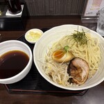 手打らーめん満月 - 