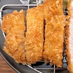 ロースカツ定食 修 - 鹿児島県産リブロースカツ　左