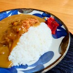 やぶ善 - メロン型"ライス"に真っ赤な"福神漬"という昭和スタイル。