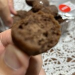 セブンイレブン - ひとくちボールドーナツチョコ（断面）