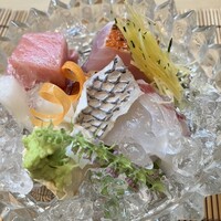 祇園ゆやま - なんとも美しいお造り