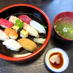藤まつ寿し - ランチ握り大盛9貫：800円※税込