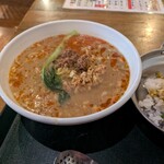 アスリート中華ダイニングYI-CHANG - 白担々麺