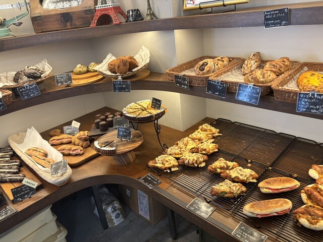 大きなパン グーグーベーカリー （GU-GU-BAKERY） - 鹿島田/パン | 食べログ