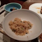 ステーキハウスハマ - ガーリックライス　美味しくて食べ終えるとこだった（笑）