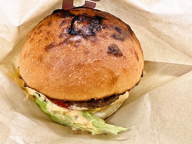 JJ BURGER PLANT-5 大玉店（ジェイジェイ バーガー） - 杉田（ハンバーガー）の写真