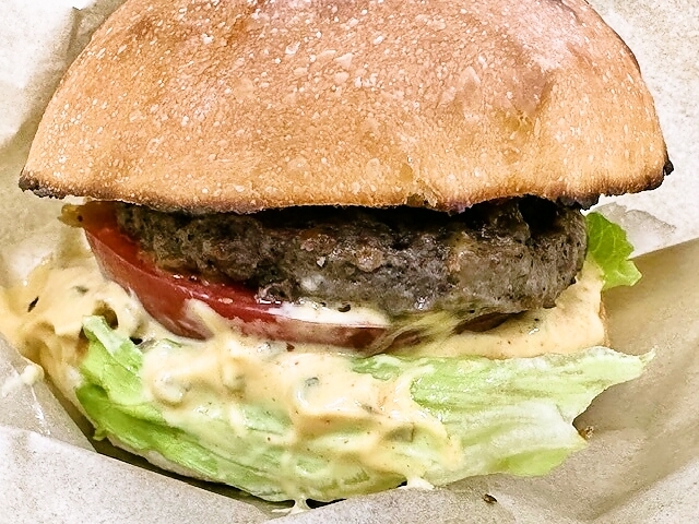 JJ BURGER PLANT-5 大玉店（ジェイジェイ バーガー） - 杉田（ハンバーガー）の写真