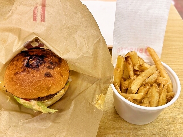 JJ BURGER PLANT-5 大玉店（ジェイジェイ バーガー） - 杉田（ハンバーガー）の写真