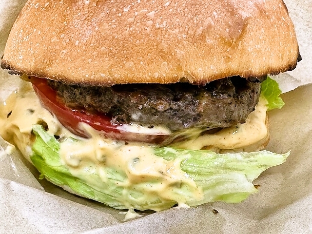 JJ BURGER PLANT-5 大玉店（ジェイジェイ バーガー） - 杉田（ハンバーガー）の写真