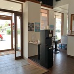 食パン専門店 DEAI THE BAKERY&CAFE - 入口付近。