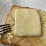 食パン専門店 DEAI THE BAKERY&CAFE - バターをカリカリやってみる。