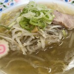 麺屋 彩未 - ちょっと醤油っぽいスープですね…