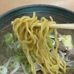 麺屋 彩未 - 森住製麺の中太縮れ麺が良く合いますd(^o^)b