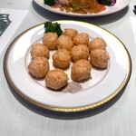 北京料理桂蘭 - 海老の風味がしっかり詰まった魚介団子です(o^^o)