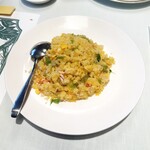北京料理桂蘭 - 蟹レタス炒飯です(o^^o)