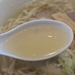 La La Gottsuo - 豚骨と鶏ガラベースの絶品スープ