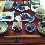 淨心庵 - 淨心庵日替り膳。この他に肉料理がつき、ボリュームがあります。