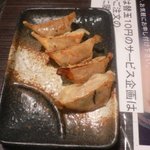 とんこつラーメン 三氣 - セットメニューの餃子