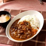 Melty beef tendon curry