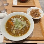 ラーメンWalkerキッチン - 
