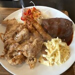 Cafe LiBRA - チキンナンバン
エビフライ
ハンバーグ
ごはんが進みすぎる(°▽°)