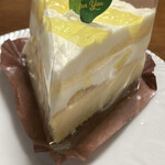 シャトレーゼ - 料理写真:レモンのフロマージュスフレ