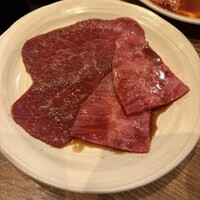 炭火焼肉ホルモン うしごろ 中目黒店 - 