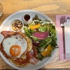 FLIPPER'S - 熟成ベーコン&エッグとクラッシックパンケーキ