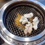 ホルモン焼肉 おつね - ホルモン（塩）