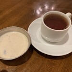 ナタラジ - 甘いキールと紅茶です