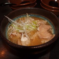 米沢牛黄木 金剛閣 すき焼き しゃぶしゃぶ 毘沙門 - ホルモン煮込み　660円