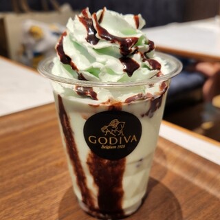 GODIVA Cafe_0