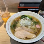 拉麺開花 - 冷たい煮干しちゃんにアサヒスーパードライ中瓶