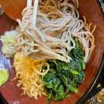 そばの神田 - 細麺ステキ！