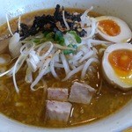 岩鷲 - にぼ味噌（赤）アップ