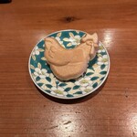 焼鳥 ご藤 - チーズといぶりがっこのモナカ