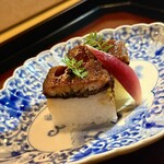 銀座 虎あら - 鰻の押し寿司