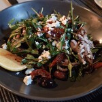 Dundee's Restaurant on the Waterfront - タコサラダ