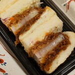 小麦の郷 - 料理写真:こだわりソースのカツサンド