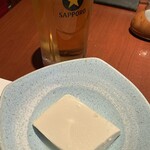 高知藁焼き 屋台餃子 土佐宿毛マーケット - サッポロ黒ラベル 生＋お通し