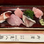 亀八鮨 - さしみ