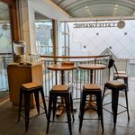 LATTE GRAPHIC - テラス席1