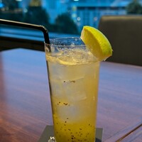 ワカヌイ グリル ダイニング バー 東京 - 