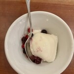 HILLMAN - 杏仁豆腐